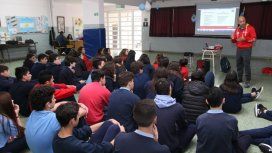 Gran iniciativa: enseñan RCP a los alumnos de las escuelas secundarias de Morón Gran iniciativa: enseñan RCP a los alumnos de las escuelas secundarias de Morón
