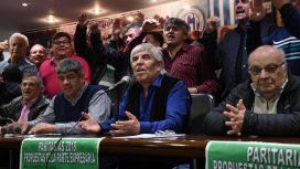 Camioneros cerró una paritaria del 40% que va de octubre a mayo de 2019 Camioneros cerró una paritaria del 40% que va de octubre a mayo de 2019