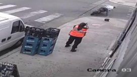 VIDEO: Así fue como la policía absuelta y elogiada por Bullrich mató a un ladrón por la espalda VIDEO: Así fue como la policía absuelta y elogiada por Bullrich mató a un ladrón por la espalda