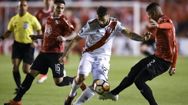 En el Libertadores de América, River usó el blanco<br>