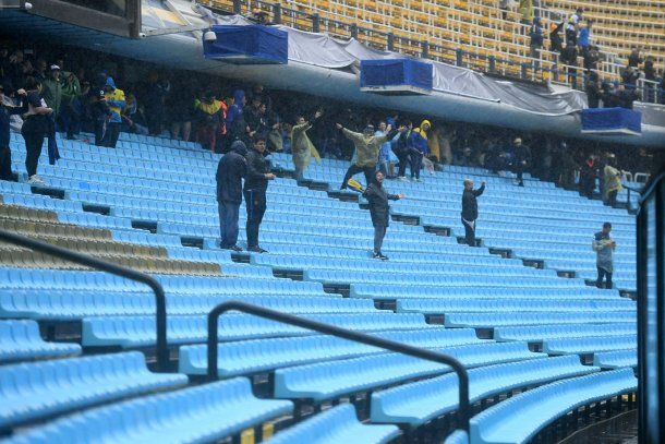 Los hinchas comenzaron el ingreso al estadio desde la mañana