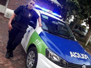 Policía bonaerense salvó a la beba de una mujer atropellada Policía bonaerense salvó a la beba de una mujer atropellada