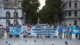 Marchas para pedir justicia por el ARA San Juan a la Base Naval de Mar del Plata y a la Plaza de Mayo Marchas para pedir justicia por el ARA San Juan a la Base Naval de Mar del Plata y a la Plaza de Mayo