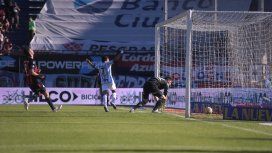 San Lorenzo no levanta cabeza: perdió contra Atlético Tucumán y quedó lejos de la punta San Lorenzo no levanta cabeza: perdió contra Atlético Tucumán y quedó lejos de la punta