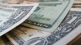 El dólar sigue su tendencia al alza: subió 17 centavos y cerró a $39 El dólar sigue su tendencia al alza: subió 17 centavos y cerró a $39