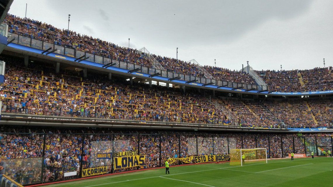 Boca entrenó a puertas abiertas y La Bombonera estalló Boca entrenó a puertas abiertas y La Bombonera estalló