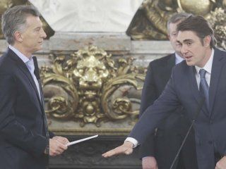 denunciaron a macri e iguacel por vender dos termoelectricas a menor precio que lo que costo construirlas denunciaron a macri e iguacel por vender dos termoelectricas a menor precio que lo que costo construirlas