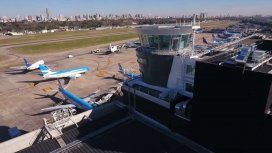 Procesaron y liberaron al hombre que interfirió una comunicación en Aeroparque Procesaron y liberaron al hombre que interfirió una comunicación en Aeroparque