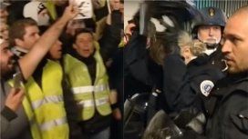 La policía de Francia se negó a reprimir a los chalecos amarillos La policía de Francia se negó a reprimir a los chalecos amarillos