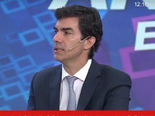 juan manuel urtubey: las fuerzas de seguridad enfrentan a los delincuentes con un silbato juan manuel urtubey: las fuerzas de seguridad enfrentan a los delincuentes con un silbato