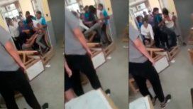 Formosa: un alumno atacó a patadas a un docente que lo desaprobó Formosa: un alumno atacó a patadas a un docente que lo desaprobó