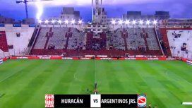Miedo total: un rayo asustó a todos en la previa de Huracán-Argentinos Miedo total: un rayo asustó a todos en la previa de Huracán-Argentinos