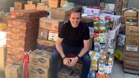 {alttext(,#LlenosDeNavidad La colecta de C5N y Justo Lamas llegó a la tonelada de alimentos)} {alttext(,#LlenosDeNavidad La colecta de C5N y Justo Lamas llegó a la tonelada de alimentos)}