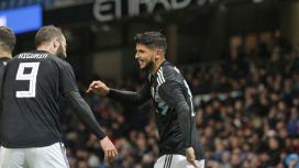 Gonzalo Higuaín y Ever Banega Gonzalo Higuaín y Ever Banega
