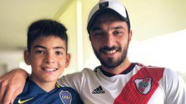 Scooco con Augusto, el nene hincha de Boca Scooco con Augusto, el nene hincha de Boca