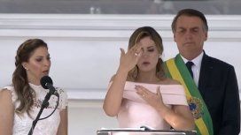 Michelle Bolsonaro dio su primer discurso como primera dama utilizando el lenguaje de señas Michelle Bolsonaro dio su primer discurso como primera dama utilizando el lenguaje de señas