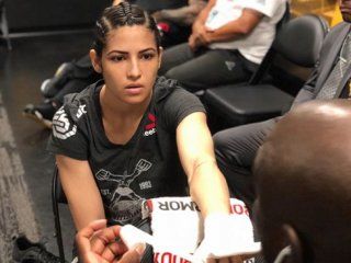 un hombre quiso robarle a la peleadora de ufc polyana viana y termino desfigurado un hombre quiso robarle a la peleadora de ufc polyana viana y termino desfigurado
