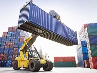 la balanza comercial volvio a arrojar superavit por el desplome del 18,2% de las importaciones la balanza comercial volvio a arrojar superavit por el desplome del 18,2% de las importaciones
