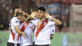 Insólito: un cura se negó a recibir unos botines que le envió un jugador de River Insólito: un cura se negó a recibir unos botines que le envió un jugador de River