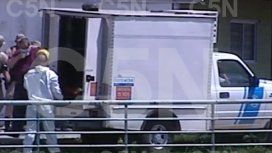 Trasladaron el cuerpo hallado en el Riachuelo a la Morgue Judicial Trasladaron el cuerpo hallado en el Riachuelo a la Morgue Judicial