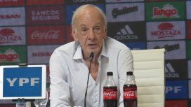 César Luis Menotti ya es oficialmente el Director de Selecciones Nacionales César Luis Menotti ya es oficialmente el Director de Selecciones Nacionales