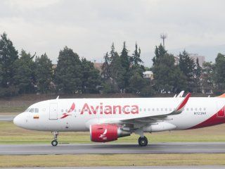 por una deuda que nunca pago, avianca dejara de volar en argentina por una deuda que nunca pago, avianca dejara de volar en argentina