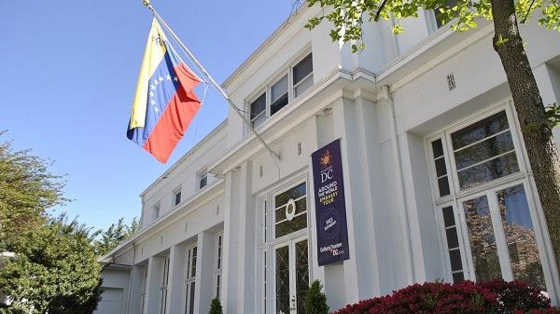 Estados Unidos aceptó a un diplomático designado por Guaidó en Washington