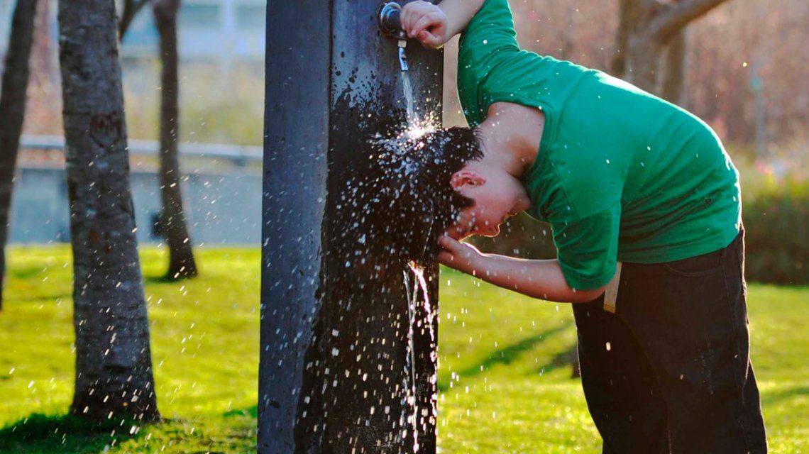 El calor sofocante seguirá hasta el jueves y después llega un mini otoño