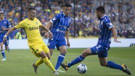 Cristian Pavón encara en La Bombonera ante el Tomba Cristian Pavón encara en La Bombonera ante el Tomba