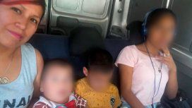 El Gobierno expulsó a una madre extranjera y la separó de sus dos hijos argentinos El Gobierno expulsó a una madre extranjera y la separó de sus dos hijos argentinos