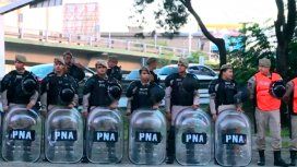 Corte en Puente Pueyrredón por una protesta de trabajadores despedidos Corte en Puente Pueyrredón por una protesta de trabajadores despedidos