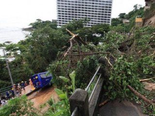 muertes, desapariciones y estado de crisis: un devastador temporal azota a rio de janeiro muertes, desapariciones y estado de crisis: un devastador temporal azota a rio de janeiro