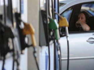 mantener un auto chico cuesta la mitad de un salario promedio mantener un auto chico cuesta la mitad de un salario promedio