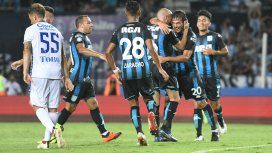 Racing festeja el triunfo ante Godoy Cruz y la vuelta a la punta de la Superliga Racing festeja el triunfo ante Godoy Cruz y la vuelta a la punta de la Superliga