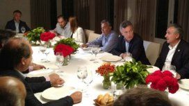 Macri cenó con los radicales para hablar de candidaturas Macri cenó con los radicales para hablar de candidaturas