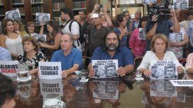 Peligra el inicio de clases en Provincia: docentes rechazaron una nueva oferta y convocaron a un paro Peligra el inicio de clases en Provincia: docentes rechazaron una nueva oferta y convocaron a un paro