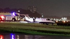 Se despistó un avión privado cuando aterrizaba en Aeroparque Se despistó un avión privado cuando aterrizaba en Aeroparque