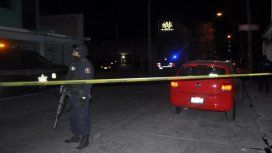 México: unos sicarios entraron a un club nocturno y mataron a al menos 13 personas México: unos sicarios entraron a un club nocturno y mataron a al menos 13 personas