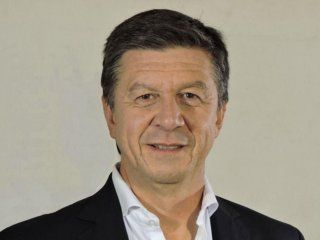 Gustavo Menna, diputado nacional y candidato a gobernador de Chubut Gustavo Menna, diputado nacional y candidato a gobernador de Chubut