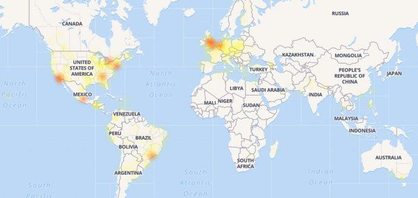 Las regiones del mundo afectadas por los problemas de conectividad de Facebook, según Downdetector<br>“/></figure>
<p>Las regiones del mundo afectadas por los problemas de conectividad de Facebook, según Downdetector</p>
<p>Los problemas para conectarse a los servicios comenzaron a registrarse pasadas las 14 de este viernes.</p>
<p><strong>“Estamos al tanto de que algunas personas actualmente tienen problemas para acceder a la familia de aplicaciones de Facebook. Estamos trabajando para resolver el problema lo antes posible”,</strong> indicó Facebook.</p>
<p><strong>Varios usuarios eligieron Twitter para reportar los inconvenientes con los servicios pertenecientes a Facebook:</strong></p>
<figure class=