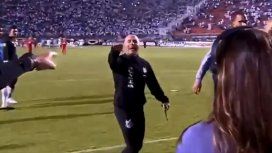 El minuto de furia de Sampaoli: insultó e invitó a pelear al entrenador rival El minuto de furia de Sampaoli: insultó e invitó a pelear al entrenador rival