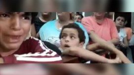 Desgarrador pedido de un nene al Concejo Deliberante en Tucumán: Tenemos hambre Desgarrador pedido de un nene al Concejo Deliberante en Tucumán: Tenemos hambre