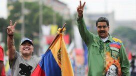 Multaron a Maradona por dedicarle un triunfo de Dorados a Maduro Multaron a Maradona por dedicarle un triunfo de Dorados a Maduro