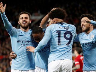 el manchester city del kun agüero le gano el clasico a united y es el nuevo lider de la premier league el manchester city del kun agüero le gano el clasico a united y es el nuevo lider de la premier league