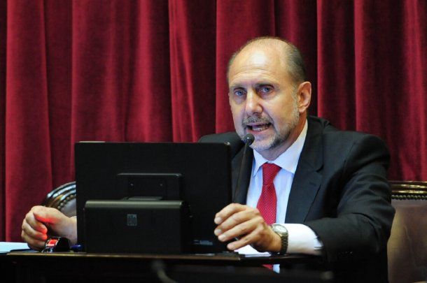 Precandidato a gobernador por el PJ Omar Perotti<br>