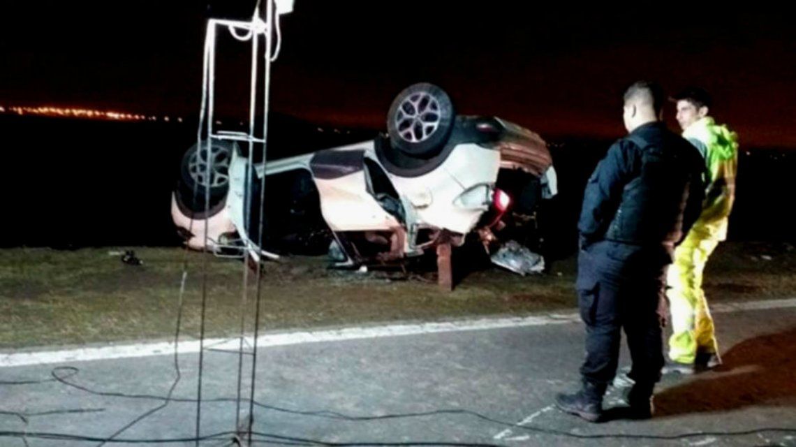 Una familia murió en un accidente de ruta tras despedirse de su hijo mayor