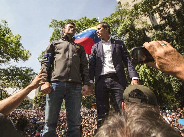 Juan Guaidó y Leopoldo López anunció el inicio de la fase final de la Operación Libertad.