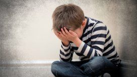 Llevó a su hijo al médico y se enteró de que su propio padre abusaba de él Llevó a su hijo al médico y se enteró de que su propio padre abusaba de él