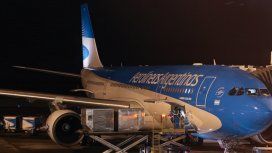 Un rayo impactó en un avión de Aerolíneas Argentinas cuando estaba a punto de despegar Un rayo impactó en un avión de Aerolíneas Argentinas cuando estaba a punto de despegar
