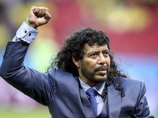 el mensaje de higuita tras la viralizacion del beso de una pareja gay en un estadio de futbol el mensaje de higuita tras la viralizacion del beso de una pareja gay en un estadio de futbol